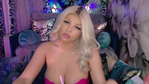 Snapshot of xalexax chatting on February 8, 7:59 pm sooo hey im Sperm Mystik from Fuckistan i want you full my all holes bcs i have penis fever online show from February 8, 7:59 pm