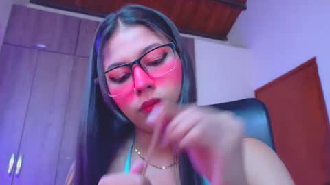 XALLYSONX online show from March 3, 11:38 am