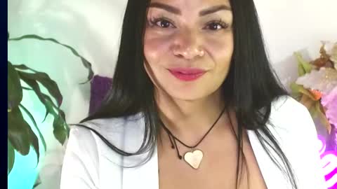 Snapshot of xamara1124 chatting on March 8, 2:23 am XAMARA1124 online show from March 8, 2:23 am