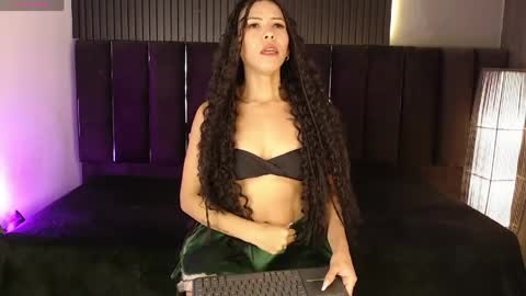 Andrea online show from March 30, 10:00 pm