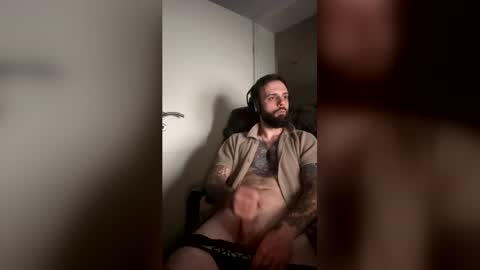 Snapshot of xamrelgneal chatting on May 29, 9:13 pm xamrelgneal online show from May 29, 9:13 pm