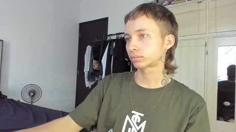 Xam online show from January 7, 2:08 pm