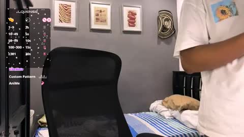 Snapshot of xander_bonnet1 chatting on January 29, 3:47 pm Xander bonnet online show from January 29, 3:47 pm