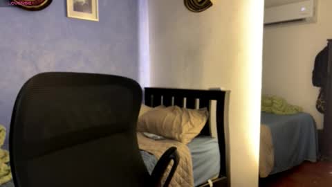 Snapshot of xander_bonnet1 chatting on September 10, 11:54 am Xander bonnet online show from September 10, 11:54 am