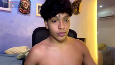 Snapshot of xander_bonnet1 chatting on November 26, 4:30 pm Xander bonnet online show from November 26, 4:30 pm