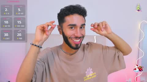 Snapshot of xander_tay chatting on December 28, 4:30 pm ISSANDER online show from December 28, 4:30 pm