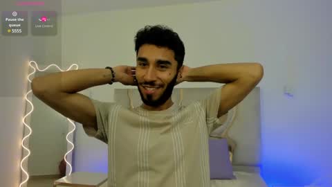 Snapshot of xander_tay chatting on January 2, 7:40 pm ISSANDER online show from January 2, 7:40 pm