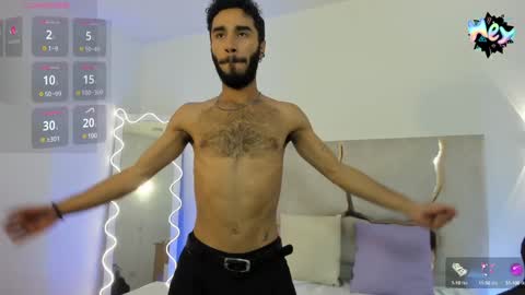 Snapshot of xander_tay chatting on January 8, 7:45 pm ISSANDER online show from January 8, 7:45 pm