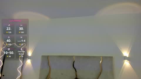 Snapshot of xander_tay chatting on January 13, 11:06 pm ISSANDER online show from January 13, 11:06 pm