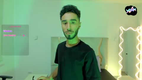 Snapshot of xander_tay chatting on January 18, 7:37 pm ISSANDER online show from January 18, 7:37 pm