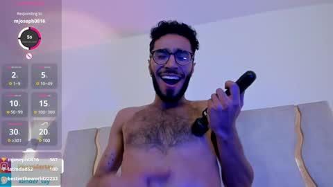 Snapshot of xander_tay chatting on January 25, 1:54 am ISSANDER online show from January 25, 1:54 am