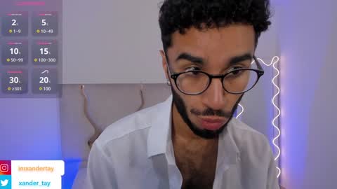 Snapshot of xander_tay chatting on January 29, 8:04 pm ISSANDER online show from January 29, 8:04 pm