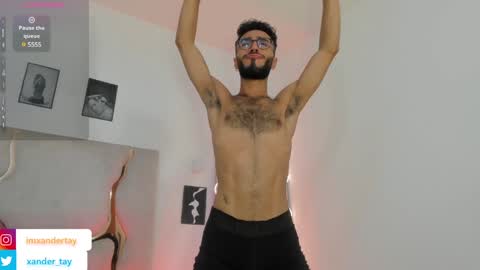 Snapshot of xander_tay chatting on February 6, 8:02 pm ISSANDER online show from February 6, 8:02 pm