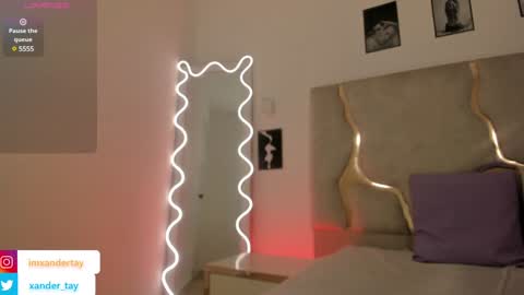 Snapshot of xander_tay chatting on February 7, 11:55 pm ISSANDER online show from February 7, 11:55 pm