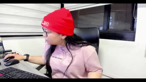 Snapshot of xander_taylor_ chatting on October 24, 5:15 am xander_taylor_ online show from October 24, 5:15 am