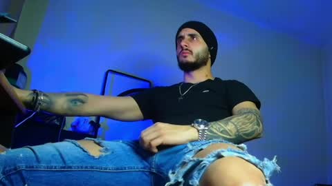 XanderCageX online show from April 6, 11:05 pm