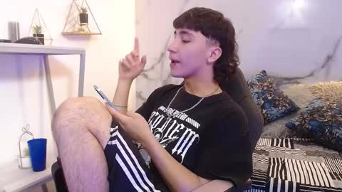 xandergrey8 online show from March 24, 7:52 pm