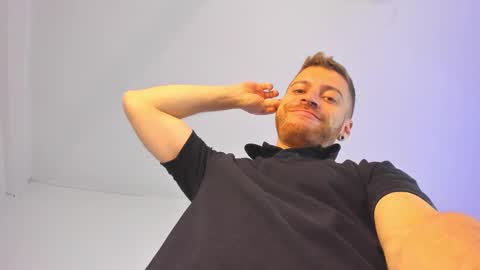 xandergunn online show from January 11, 1:43 pm