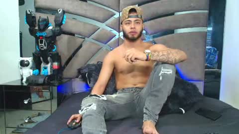 Xanderstone online show from June 18, 4:46 am