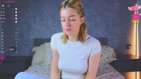 Alice online show from March 29, 3:17 am