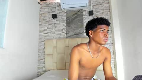 XAVI online show from November 15, 8:05 pm