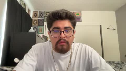 xavier_1169 online show from September 18, 4:09 pm