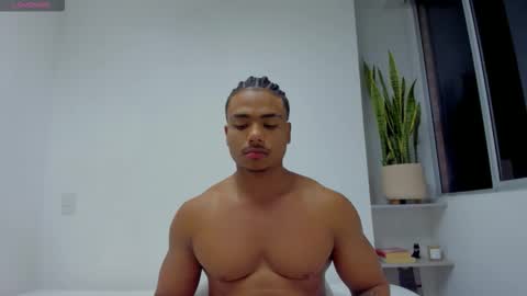 Xavier online show from November 9, 1:37 am