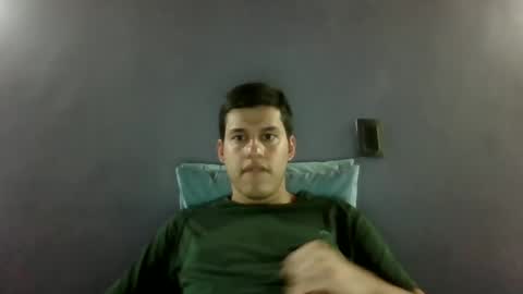 Snapshot of xbasstian_77 chatting on December 5, 12:08 am Sebas online show from December 5, 12:08 am