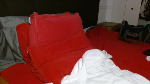 xbigshooter85 online show from December 18, 5:57 am