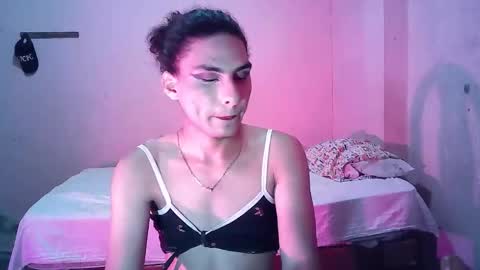 britany   online show from November 14, 3:49 am