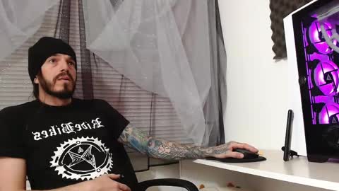 Snapshot of xcamtentationx chatting on December 18, 5:10 pm xcamtentationx online show from December 18, 5:10 pm