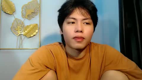 xcharls08 online show from May 12, 3:14 am