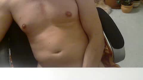 Snapshot of xchie chatting on December 22, 8:14 pm kolaan online show from December 22, 8:14 pm