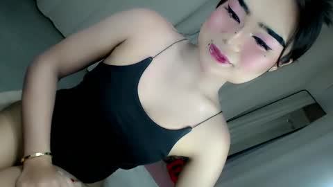 Snapshot of xchinita_kyanggx chatting on May 17, 10:06 pm kianna online show from May 17, 10:06 pm