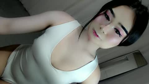 Snapshot of xchinita_kyanggx chatting on May 31, 8:32 pm kianna online show from May 31, 8:32 pm
