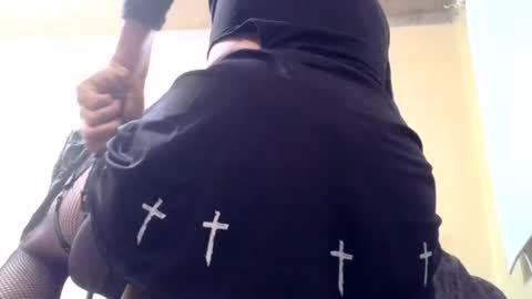 xchrissyxx online show from June 16, 2:19 pm