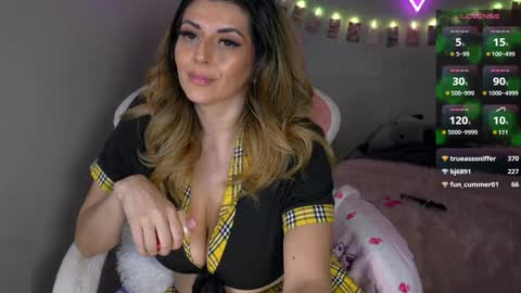 Snapshot of xclusivesecrets chatting on February 26, 1:08 pm spoil me here online show from February 26, 1:08 pm