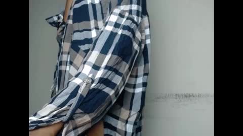 Snapshot of xcreamypussy chatting on December 27, 5:42 am xcreamypussy online show from December 27, 5:42 am