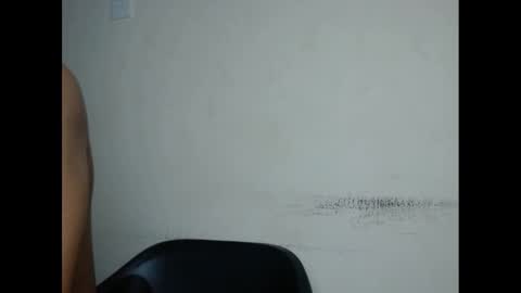 Snapshot of xcreamypussy chatting on January 1, 11:18 pm xcreamypussy online show from January 1, 11:18 pm