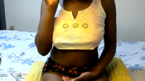 xeenah online show from July 7, 9:41 pm