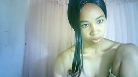 Snapshot of xenna610827 chatting on January 24, 3:22 am xenna610827 online show from January 24, 3:22 am