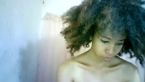 Snapshot of xenna610827 chatting on February 4, 4:26 am xenna610827 online show from February 4, 4:26 am