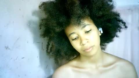 Snapshot of xenna610827 chatting on February 17, 6:04 pm xenna610827 online show from February 17, 6:04 pm