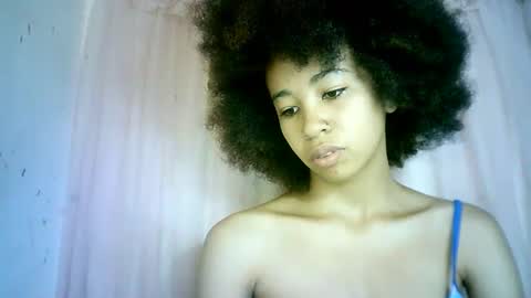 Snapshot of xenna610827 chatting on March 8, 1:14 pm xenna610827 online show from March 8, 1:14 pm