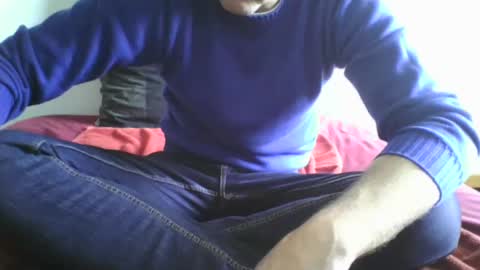 Snapshot of xeson47 chatting on December 2, 11:34 am xeson47 online show from December 2, 11:34 am