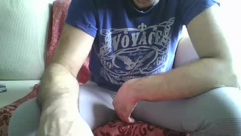 Snapshot of xeson47 chatting on March 5, 11:17 am xeson47 online show from March 5, 11:17 am