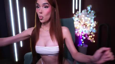 Anne online show from April 13, 2:28 am