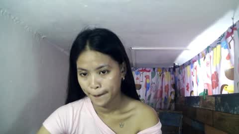 xgurlxlaloox online show from April 5, 1:47 am