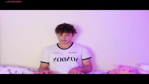 xhan online show from December 24, 5:02 pm