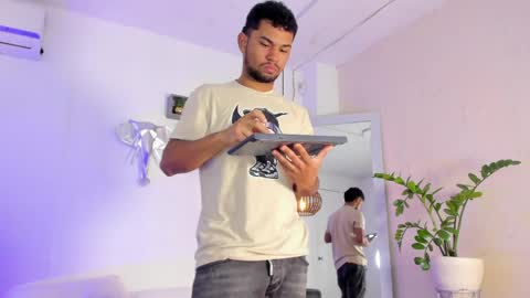 Gambaru online show from April 10, 11:48 am